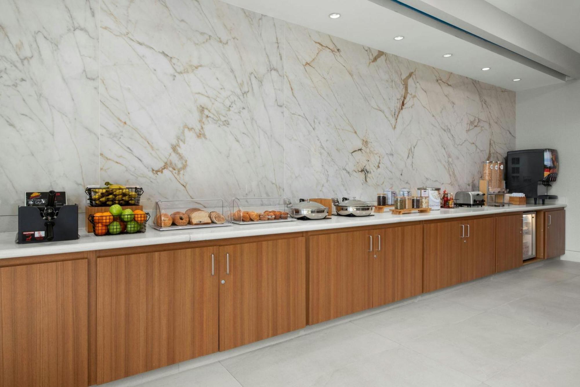 Springhill Suites Irvine John Wayne Airport / Orange County Exterior photo
